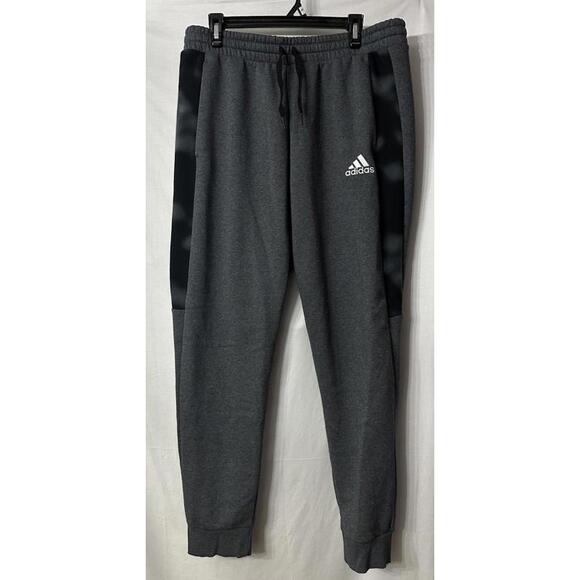 NWT Adidas Mens Gray Regular Fit Tapered Leg‎ Camo Joggers Pants Size XL